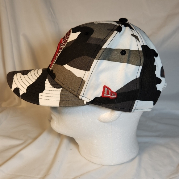 New Era 9Fifty Hawaiian Black Camo Snapback Trucker Hat - Picture 6 of 9